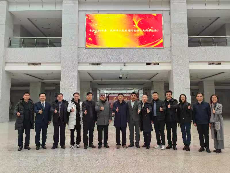 1月24日，召開海外僑胞回鄉座談會